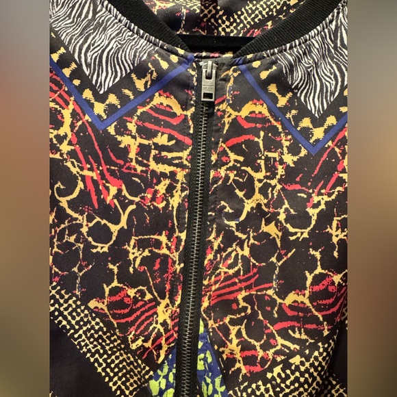 H&M Multicolor Patterned Bomber Jacket - Picture 4 of 15